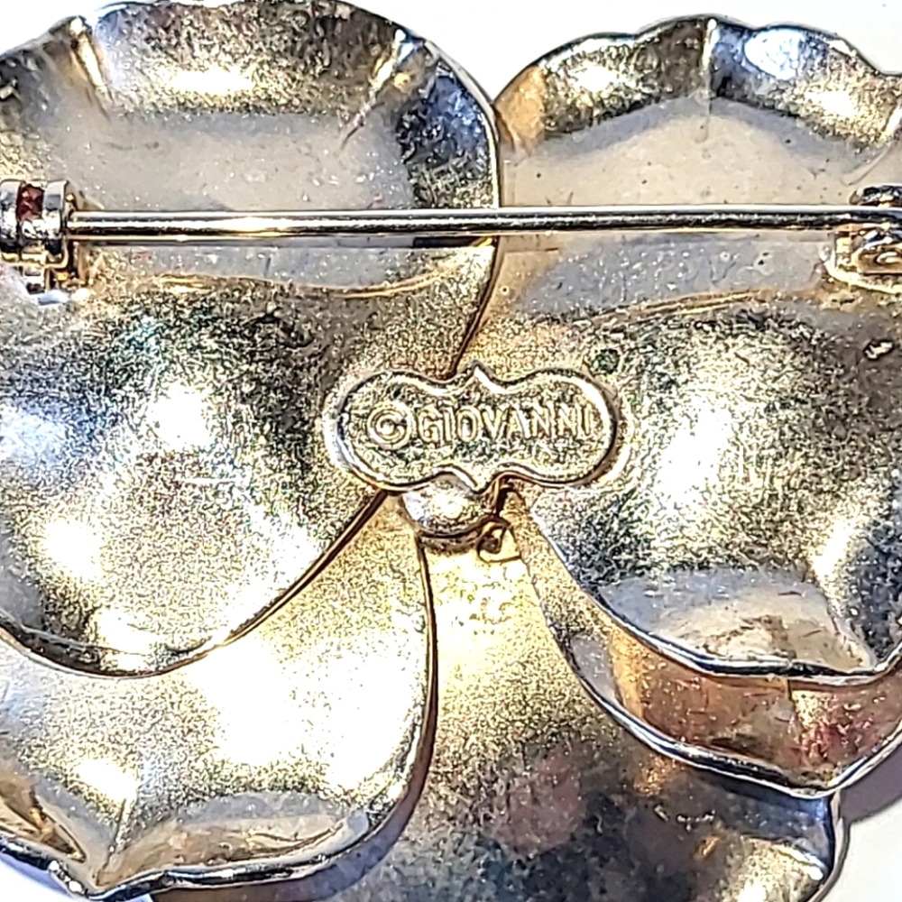 GIOVANNI BROOCHES - PANSY FLOWER & BUTTERFLY GOLDTONE - Picture 9 of 12